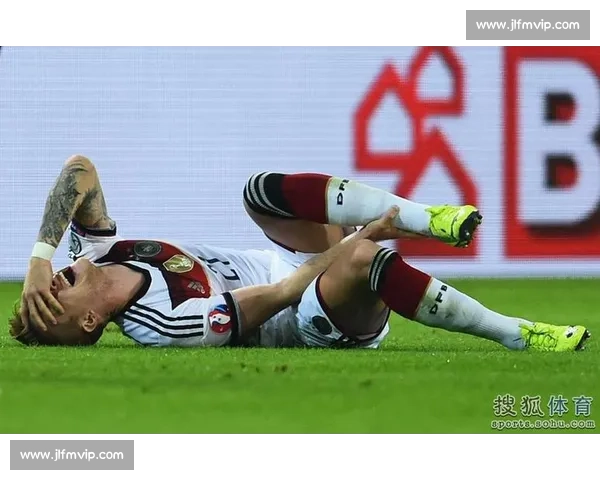 罗伊斯两助攻 + 神级脚后跟,银河 3-3 绝平圣路易斯城 罗伊斯两助攻 + 神级脚后跟,银河 3-3 绝平圣路易斯城